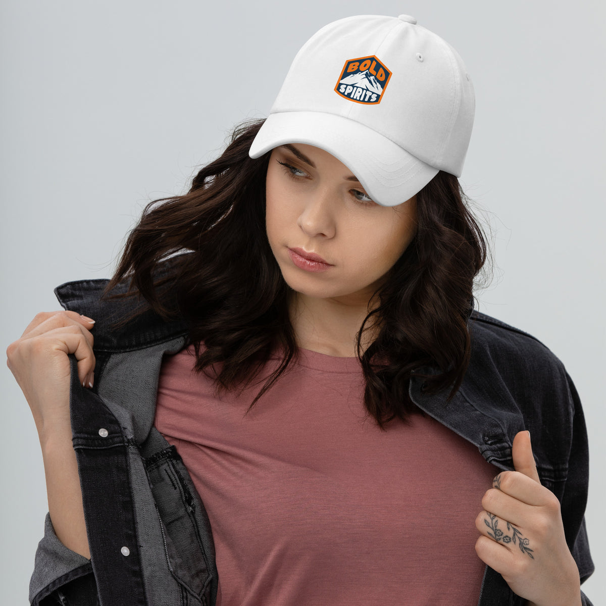 Discover the Bold Spirits Hiking Lettering Classic Dad Hat, a versatile casual accessory for hikers, travelers, and outdoor style.